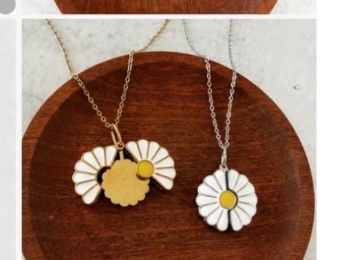 Engraved daisy flower charm necklace