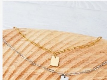 Engraved square charm anklet