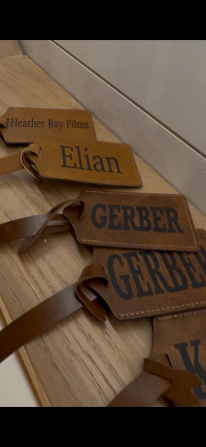 Engraved leather luggage tags